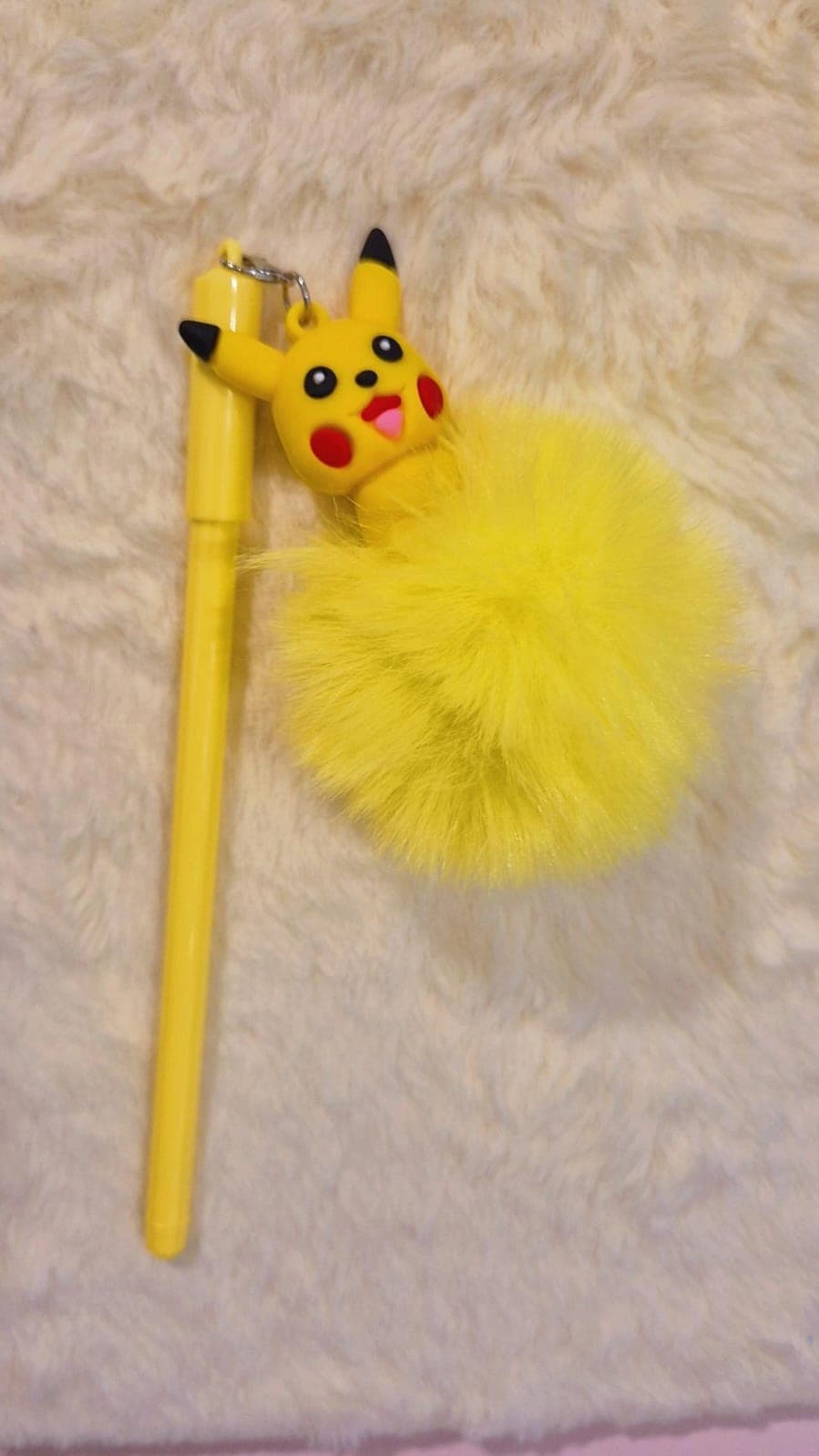CANETA PINGENTE .:Pompom Pikachu