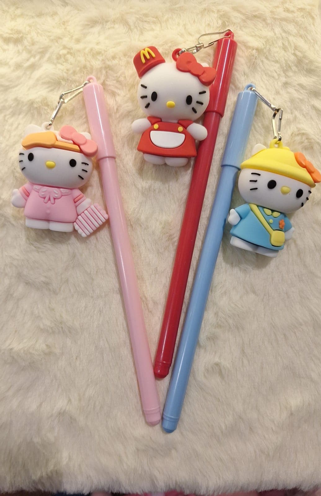 CANETA PINGENTE .:Hello Kitty