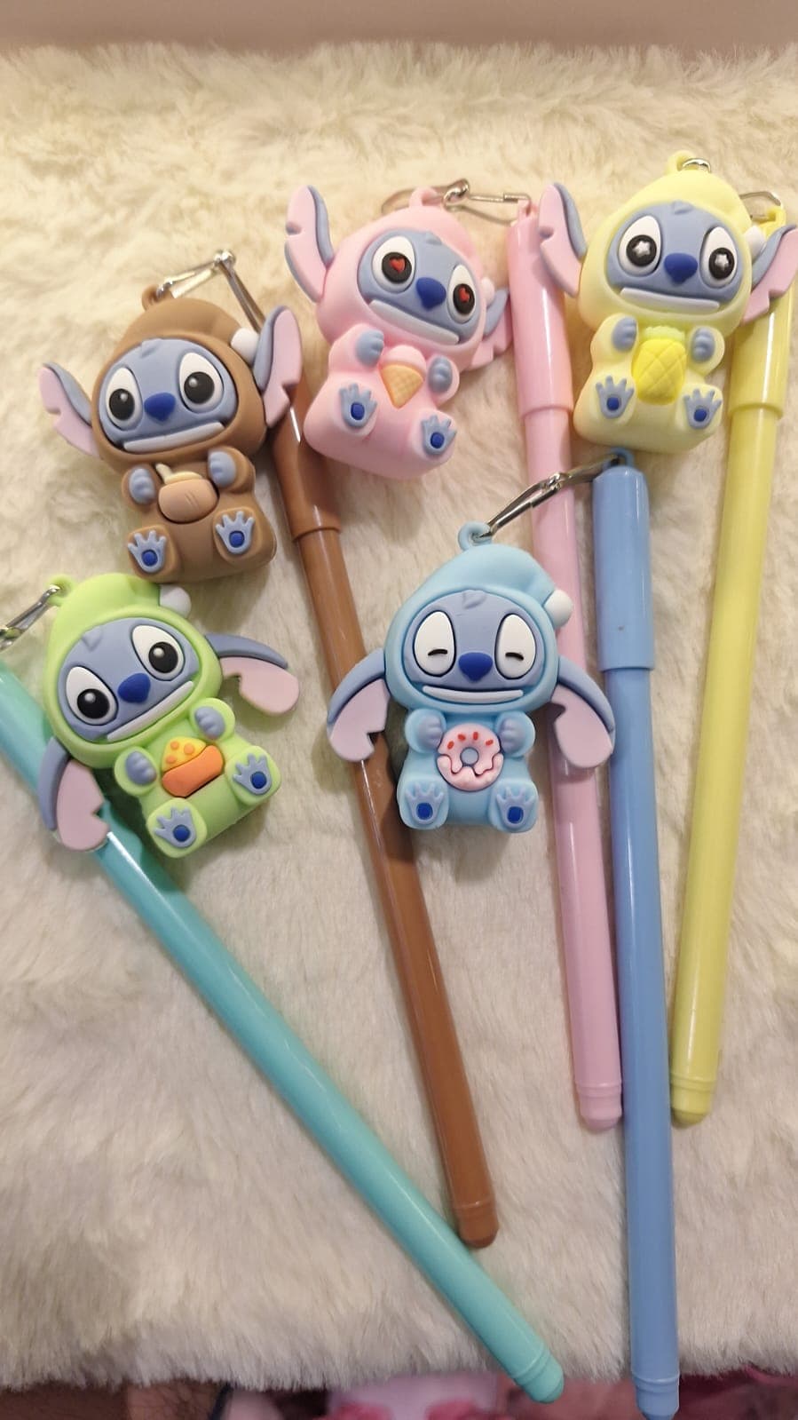 CANETA PINGENTE .:Stitch